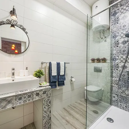 Porta D'oro Pensionat Pula